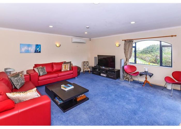  at 6 Dawood Place, The Gardens, Auckland
