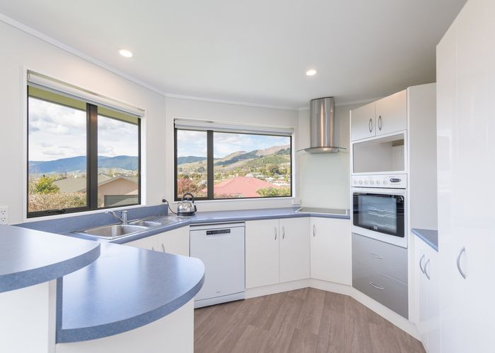  at 57 Washbourn Drive, Richmond