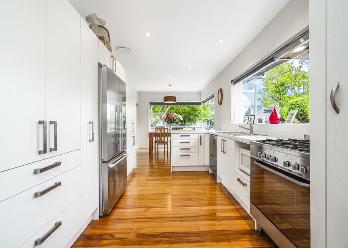  at 1 McNicol Street, Fairfield, Hamilton