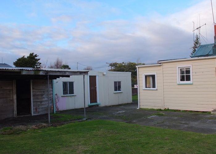 Free property data for 14 Hillary Street, Foxton homes.co.nz