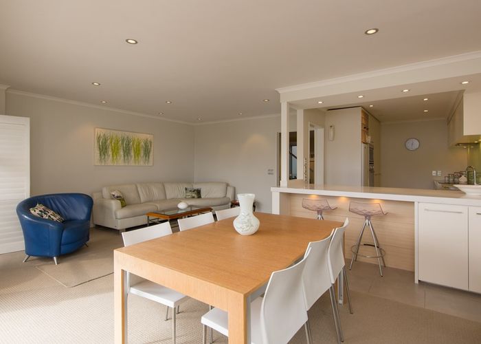  at 6/22 Salisbury Street, Herne Bay, Auckland