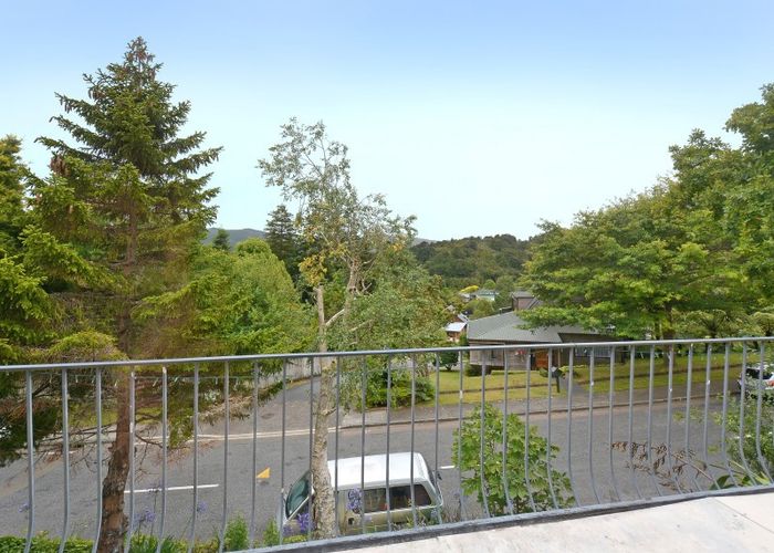  at 6 Chichester Drive, Pinehaven, Upper Hutt