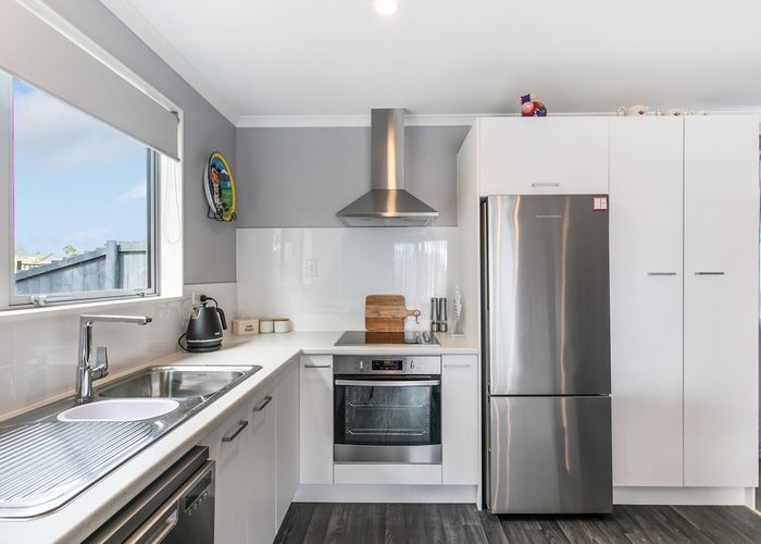  at 14 Henry Lane, Patumahoe, Pukekohe