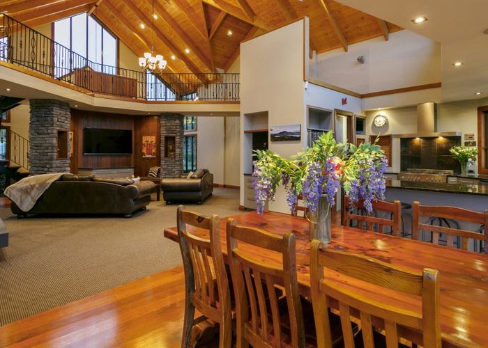  at 121 Highland Drive, Acacia Bay, Taupo