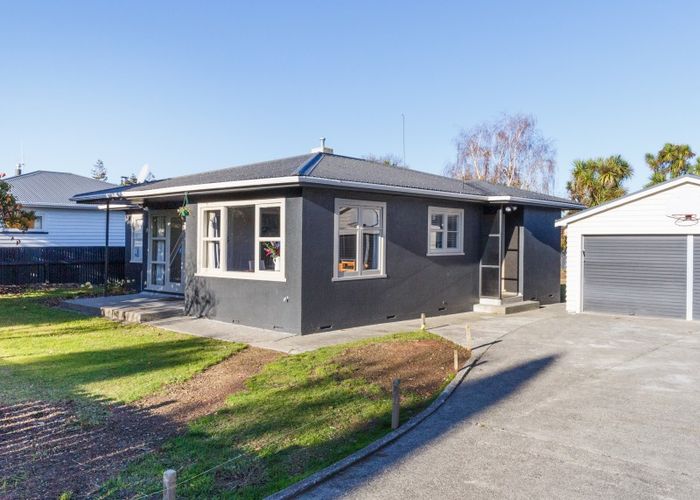  at 9 Queen Street, Feilding, Feilding