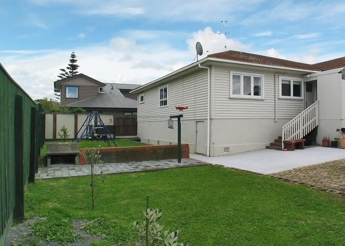  at 55 Main Road, Titahi Bay, Porirua