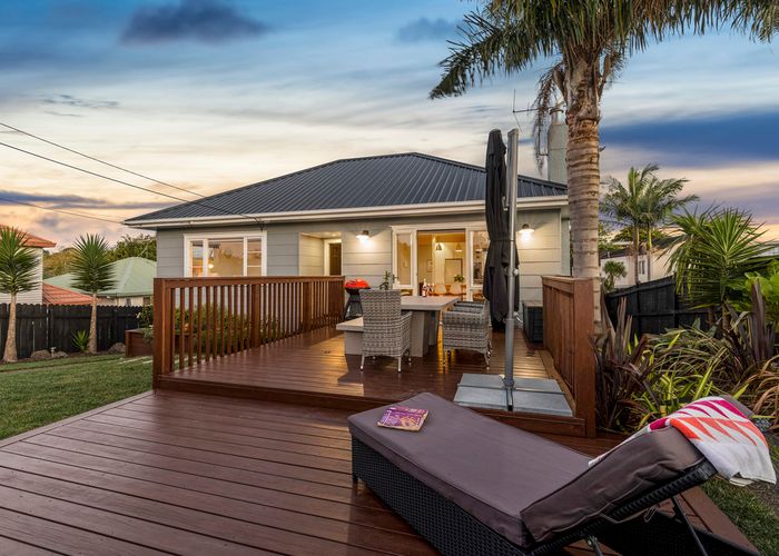  at 34 Nile Road, Milford, Auckland