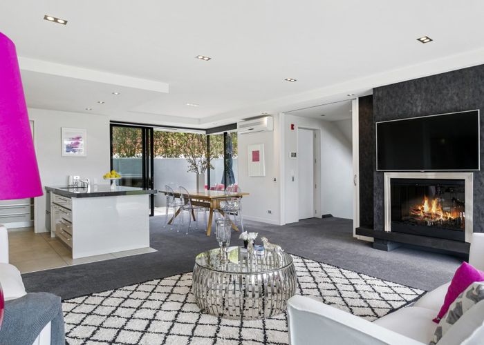  at 1/5 The Moorings, Two Mile Bay, Taupo