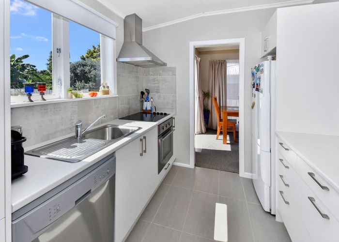  at 1/6 Cambridge Road, Manurewa, Auckland
