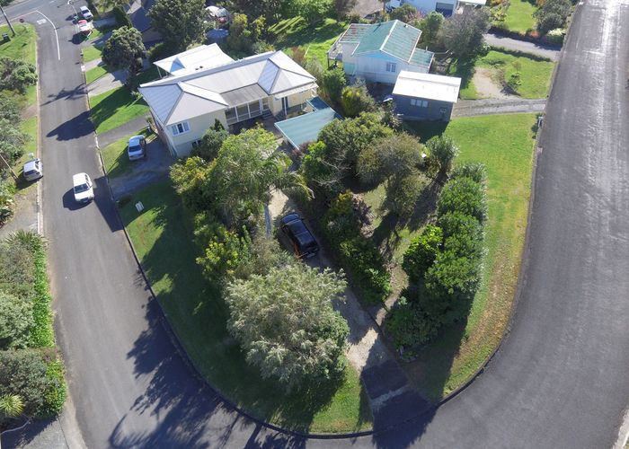  at 10 Seaview Road, Cable Bay, Cable Bay