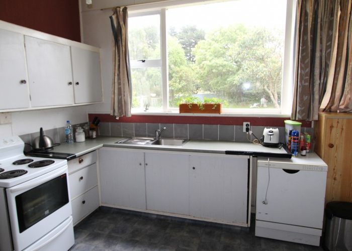  at 81384 State Highway 2, Mangatainoka, Pahiatua