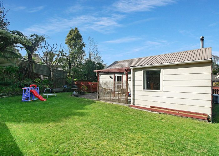 at 21 Thames Street, Welbourn, New Plymouth