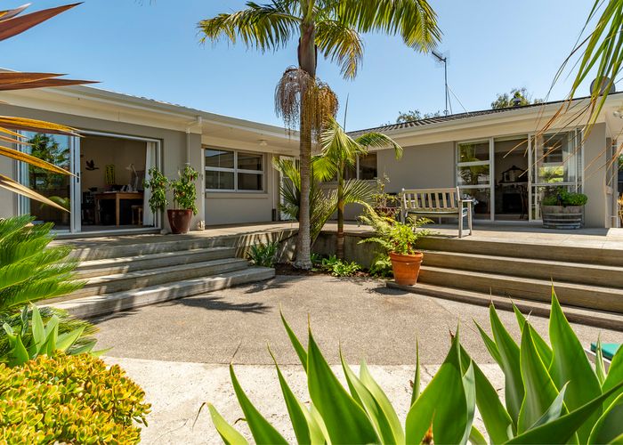 Free property data for 60 Edgecumbe Road, Tauranga homes.co.nz