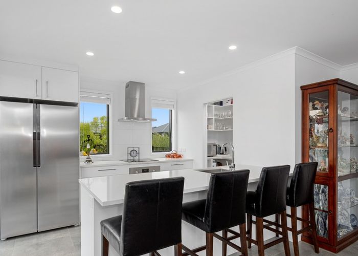  at 2 Te Ranga Memorial Drive, Pyes Pa, Tauranga