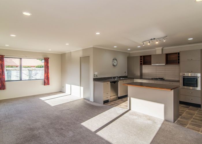  at 8 Nicholas Place, Waikanae Beach, Waikanae