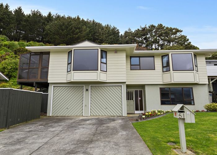  at 51 Woodman Drive, Tawa, Wellington