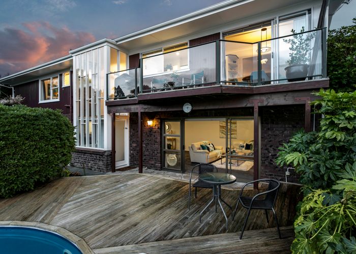  at 71 Daffodil Street, Titirangi, Auckland