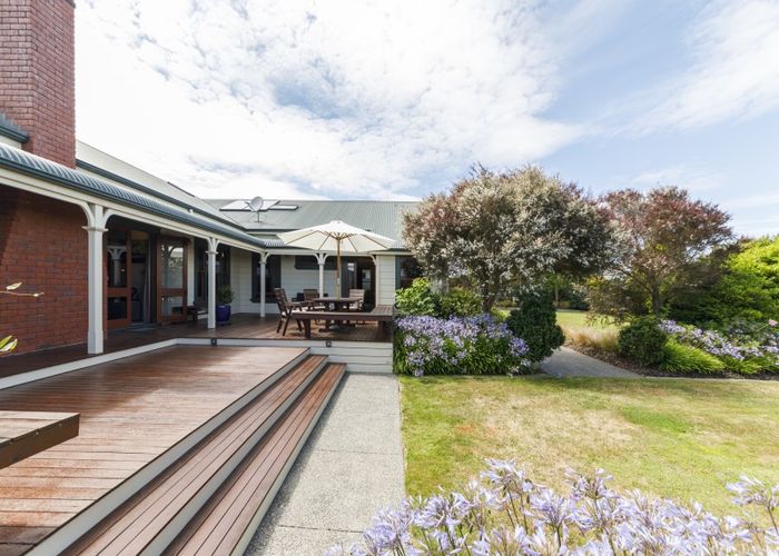  at 79 Cashmere Drive, Fitzherbert, Palmerston North