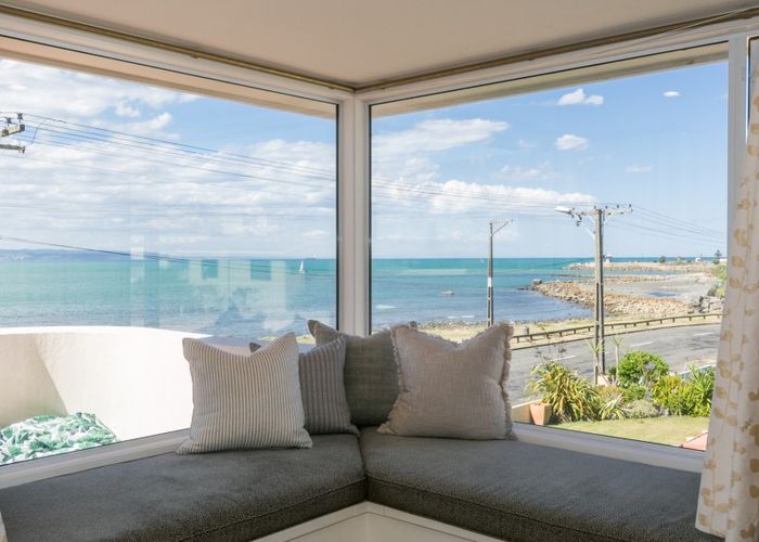 at 14 Charles Street, Westshore, Napier