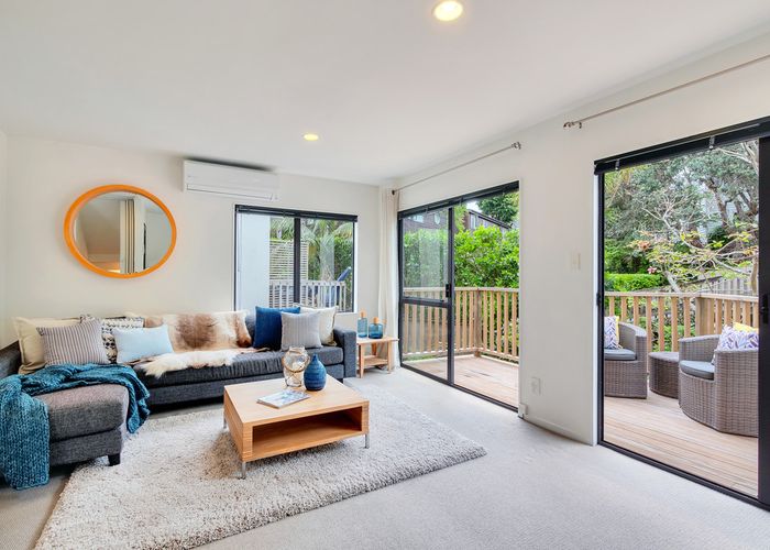  at 15 Crescent Road, Parnell, Auckland