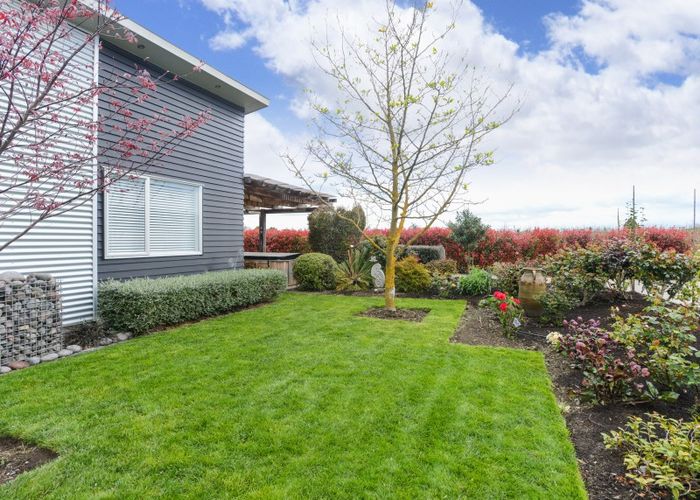  at 398 Southland Place, Raureka, Hastings