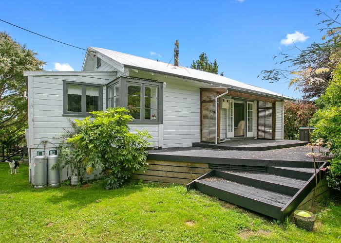  at 3111 Cambridge Road, Rotoorangi