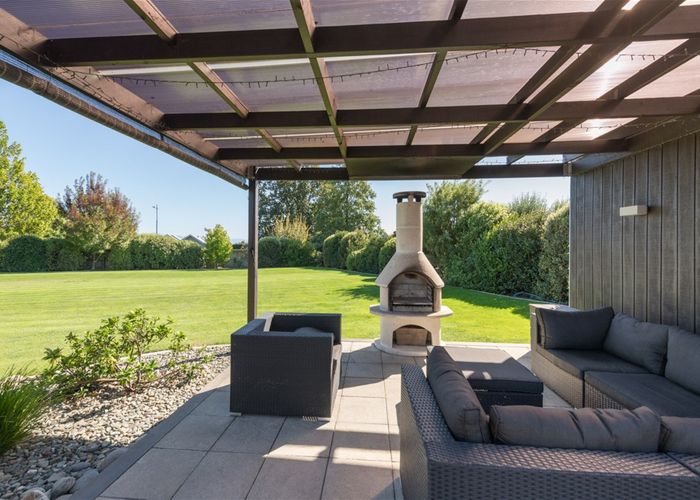  at 6 Ashfield Place, Richmond