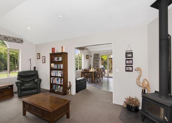  at 7 Ryeland Avenue, Wakefield