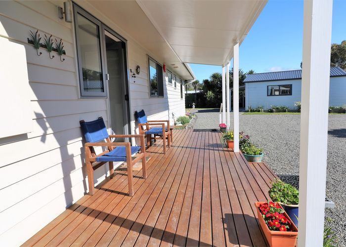  at 89 Costley Street West, Carterton