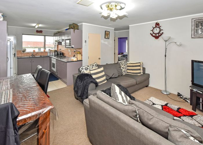  at 24 Ranfurly Road, Papatoetoe, Auckland