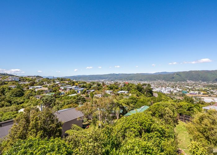  at 1/41 Pekanga Road, Normandale, Lower Hutt