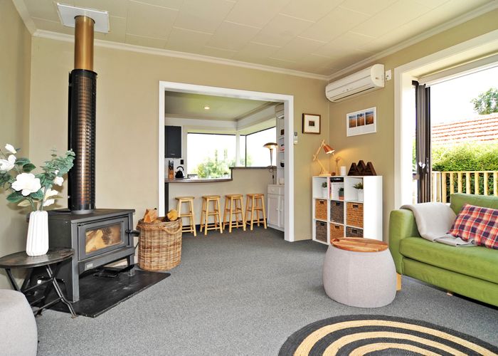  at 46 Seaton Road, Portobello, Dunedin