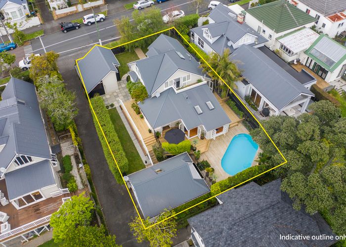  at 126 Bassett Road, Remuera, Auckland