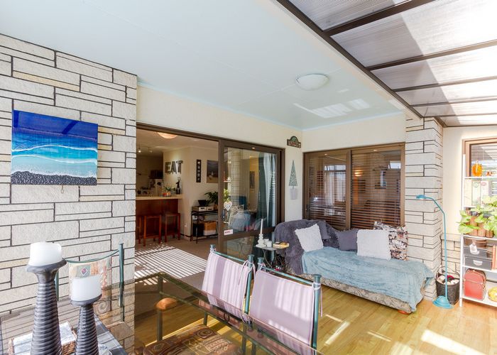  at 4 Moana Place, Taradale, Napier