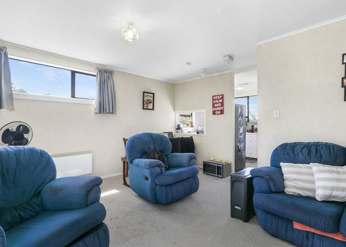  at 1/9 City View Grove, Harbour View, Lower Hutt