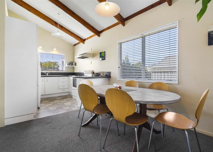  at 39 Endeavour Avenue, Flagstaff, Hamilton
