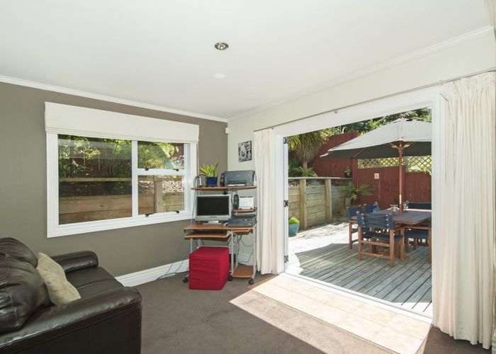  at 2/150 Tirohanga Road, Tirohanga, Lower Hutt