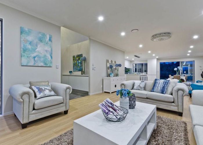  at 13 Eastview Crescent, Stanmore Bay, Whangaparaoa