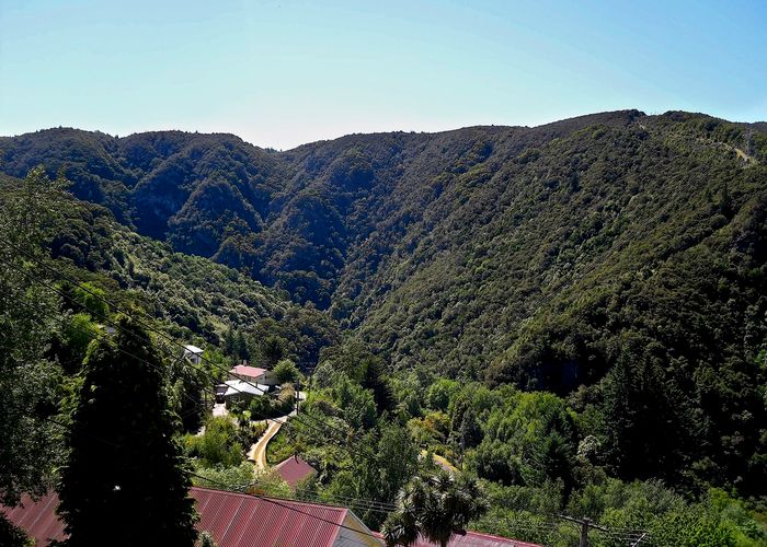  at 17 Tui Terrace, Waipori Falls, Outram