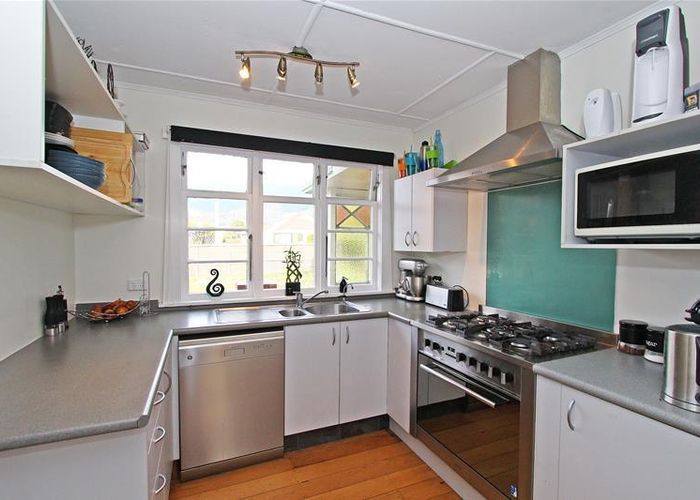  at 43 Salisbury Road, Richmond