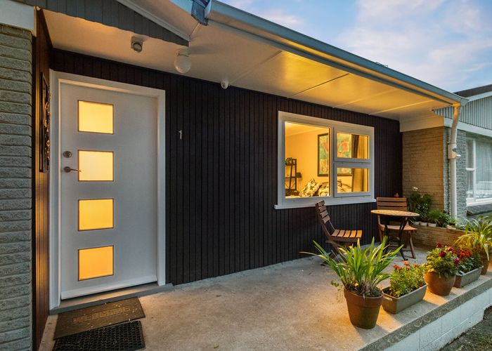  at 1/365 Great South Road, Greenlane, Auckland