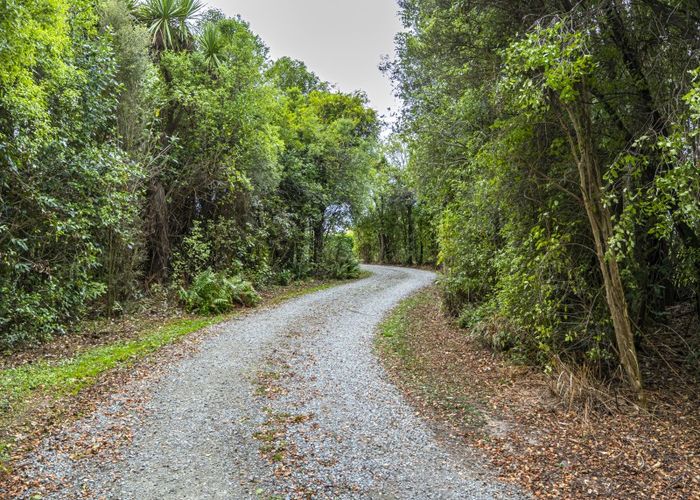  at 51 Ribbonwood Road, Geraldine Downs
