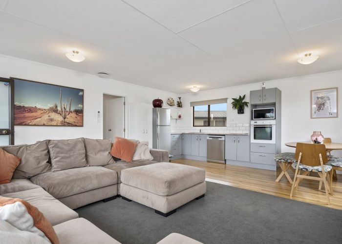  at 6B Belray Place, Papamoa Beach, Papamoa