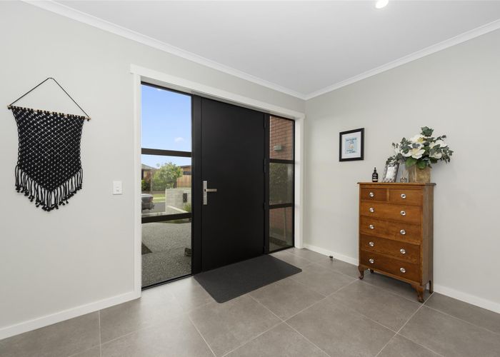  at 36 Helen June Avenue, Flagstaff, Hamilton