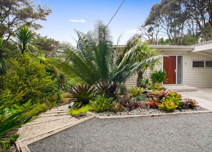  at 14 Staley Road, Parau, Auckland