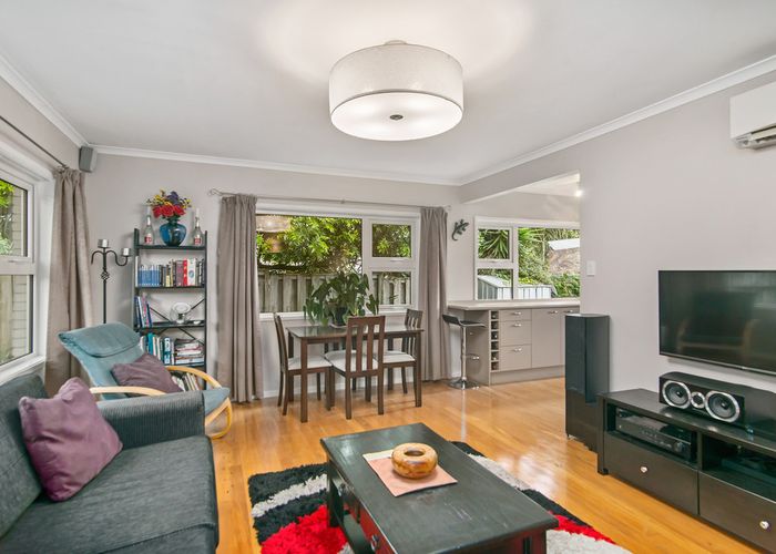  at 1/365 Great South Road, Greenlane, Auckland