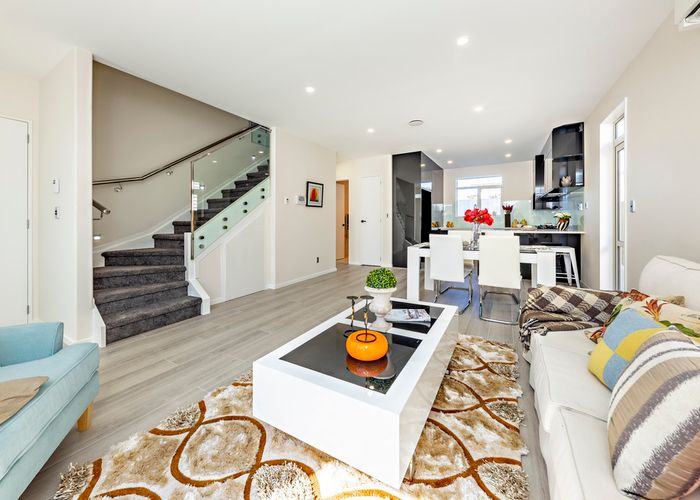  at 6 Anahere Lane, Hillsborough, Auckland