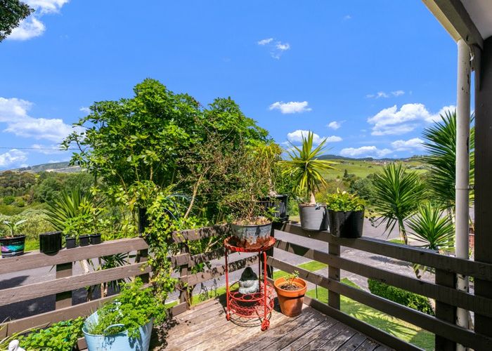 at 1/32 Ranginui Road, Welcome Bay, Tauranga