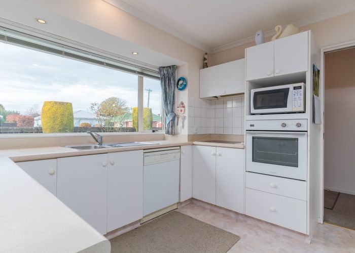  at 141 Avonhead Road, Avonhead, Christchurch