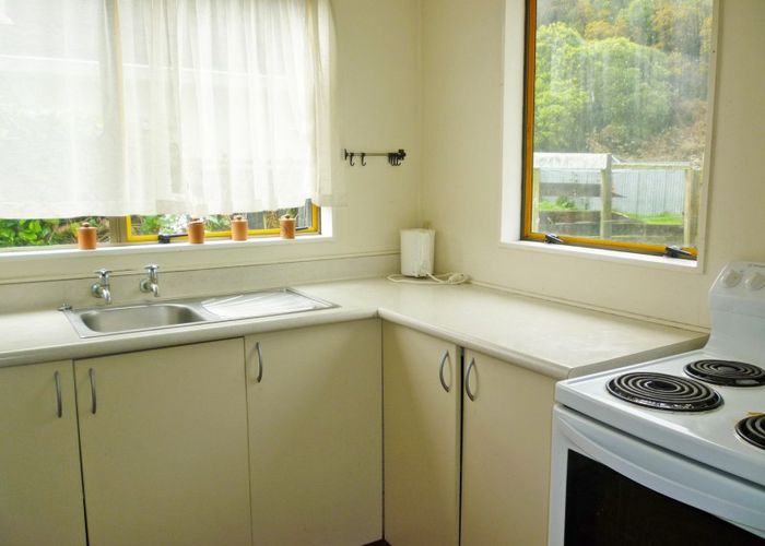  at 2/395 Cambridge Terrace, Naenae, Lower Hutt